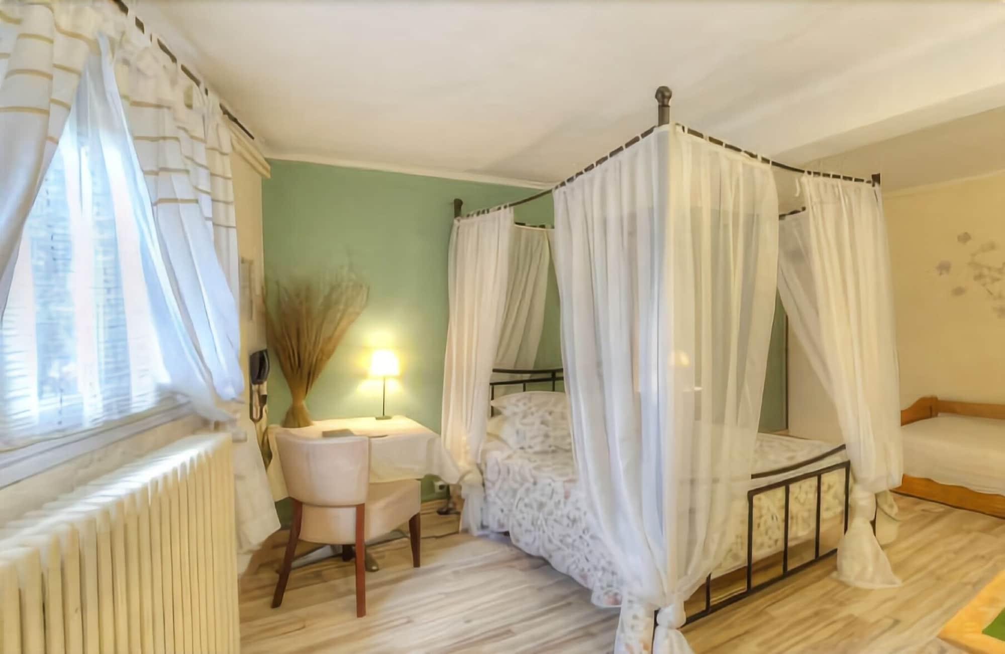 Logis Le Printemps Hotel Restaurant - Μοντελιμάρ Εξωτερικό φωτογραφία